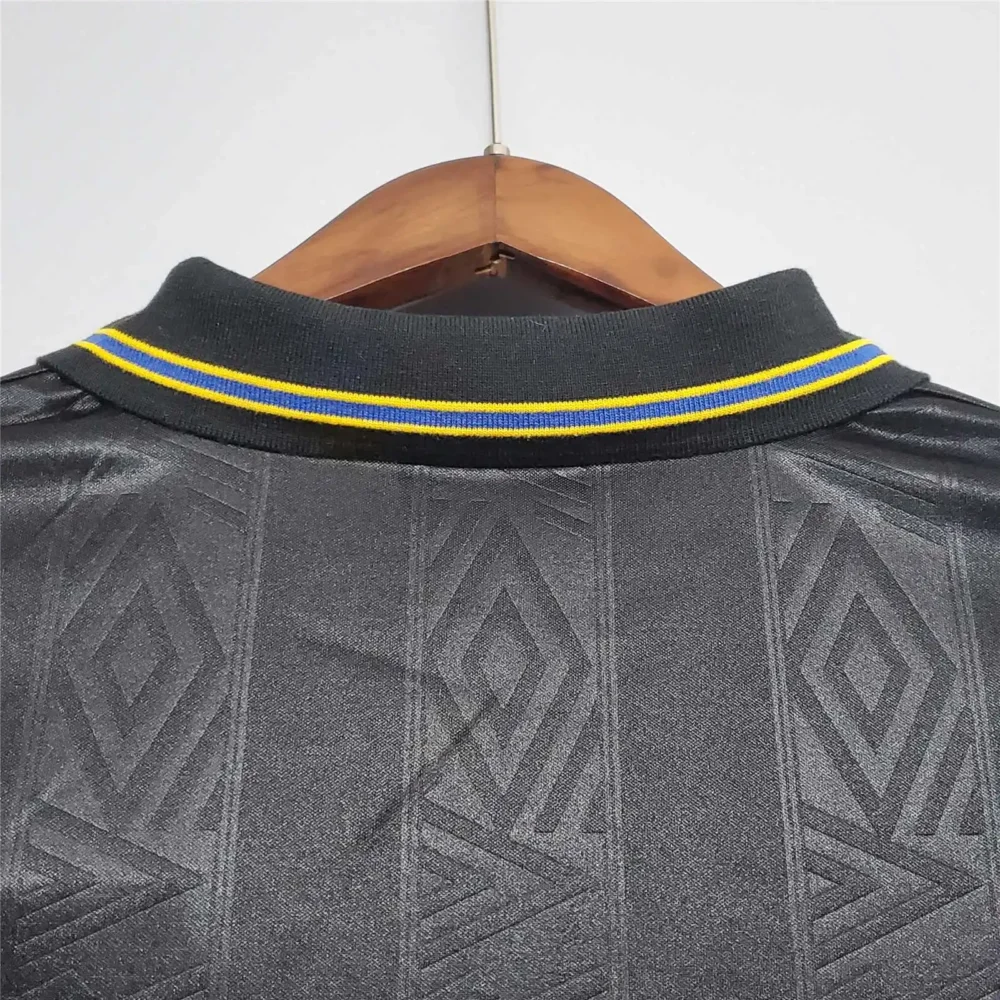 Manchester United Retro Away Football Jersey Shirt 1993/94 - Image 7