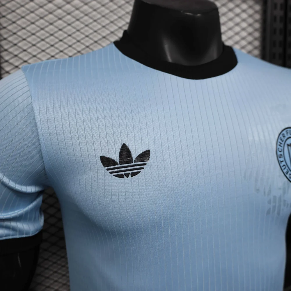 Germany Authentic 125th Anniversary Goalkeeper Shirt 2025 - Image 4