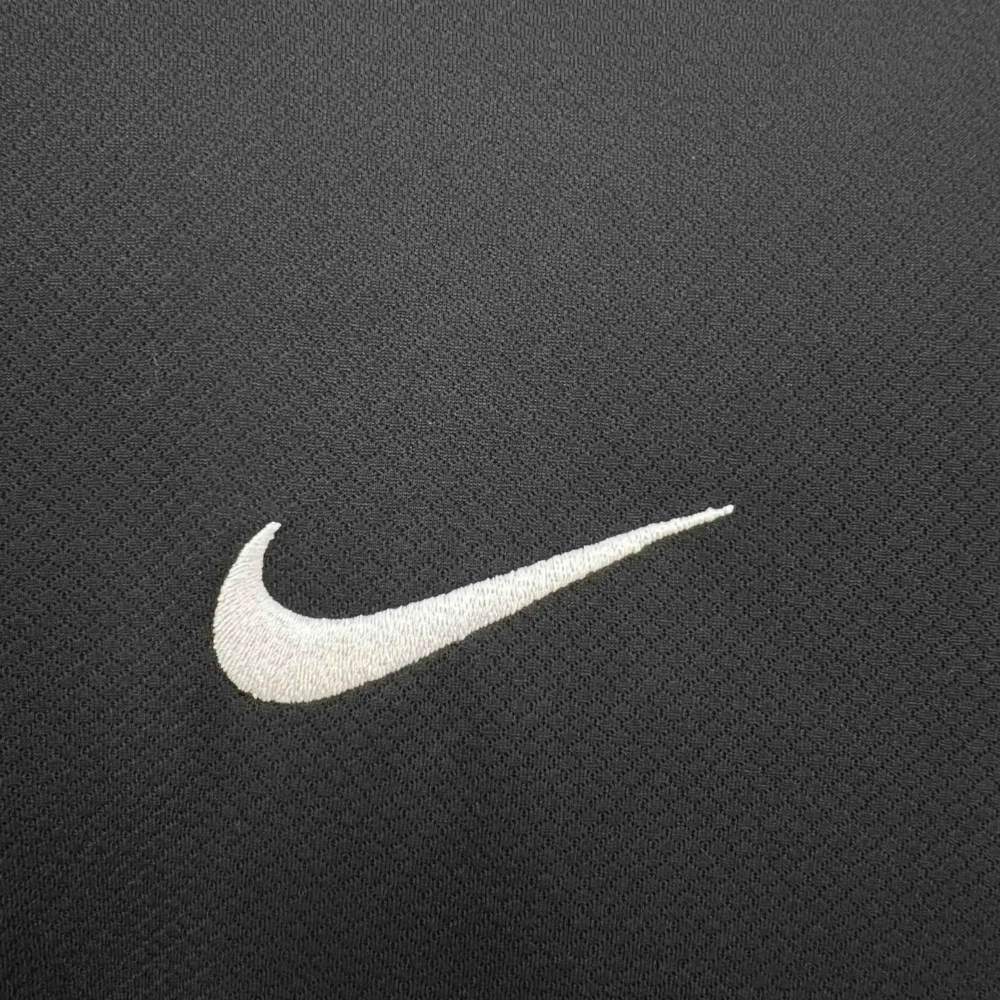 Eintracht Frankfurt Football Jersey Away Custom Shirt 2024/25 - Image 3