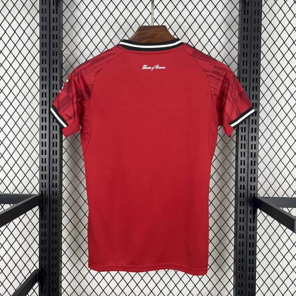 Manchester United Home Women's Football Jersey Shirt 2025/26 - Image 2