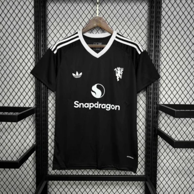 Manchester United Third Goalkeeper Football Jersey Shirt 2024/25