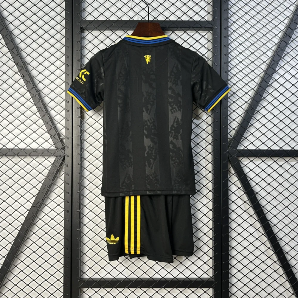 Manchester United Third Away Kids Kit Jersey+Shorts 2025/26 - Image 2
