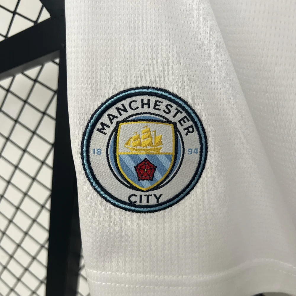 Manchester City Home Football Shorts 2025/26 - Image 4