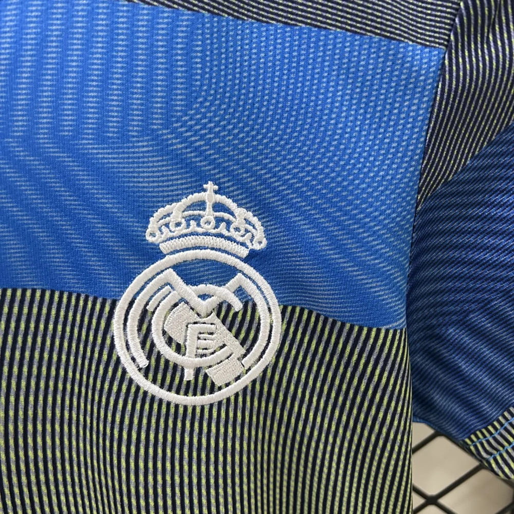Real Madrid Soccer Jersey Training Kids Kit Jersey+Shorts 2025/26 - Image 6