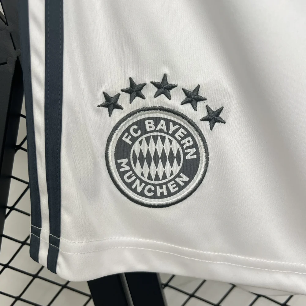 Bayern Munich Soccer Shorts Custom  Away 2025/26 - Image 4