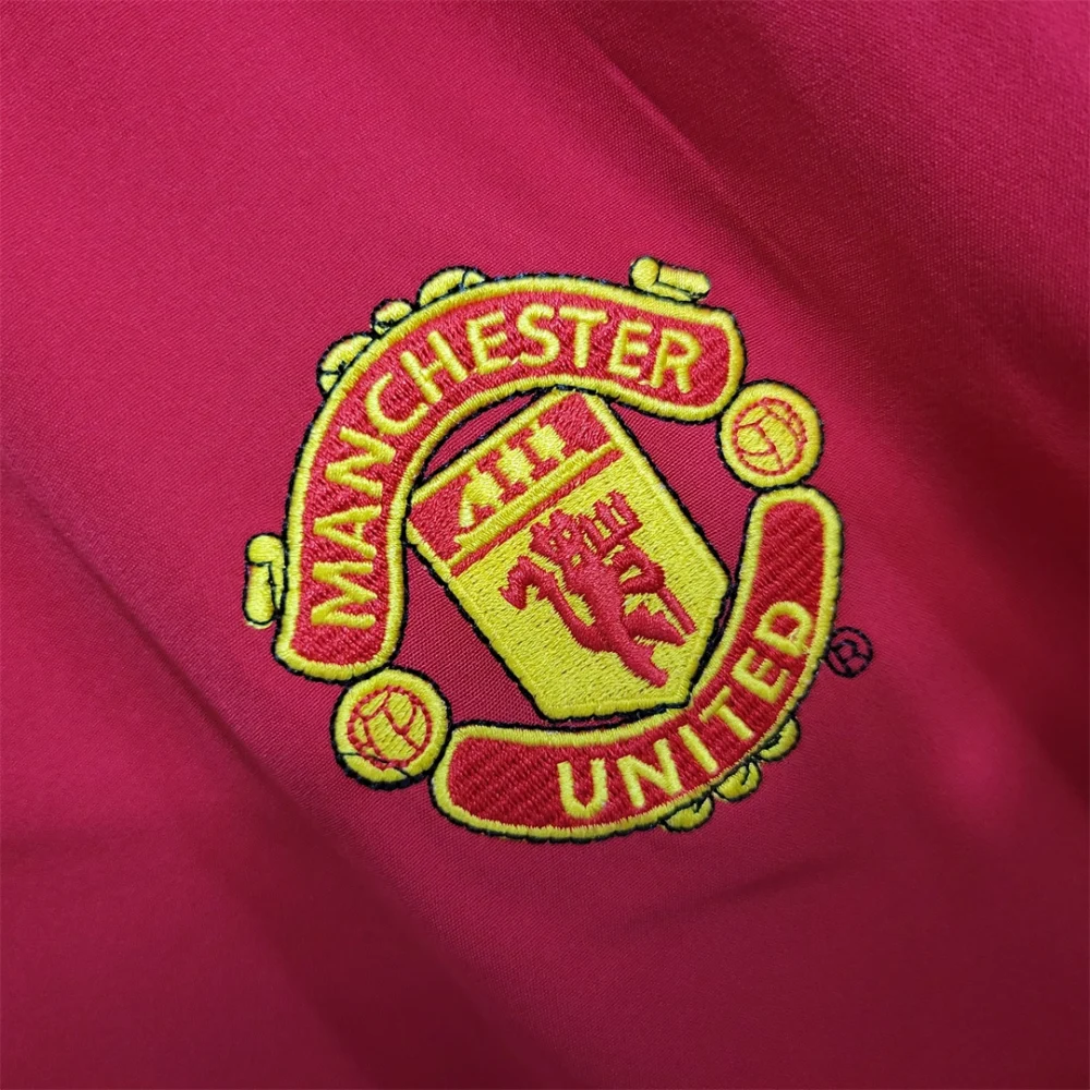 Manchester United Retro Home Football Jersey Shirt 2002/04 - Image 8