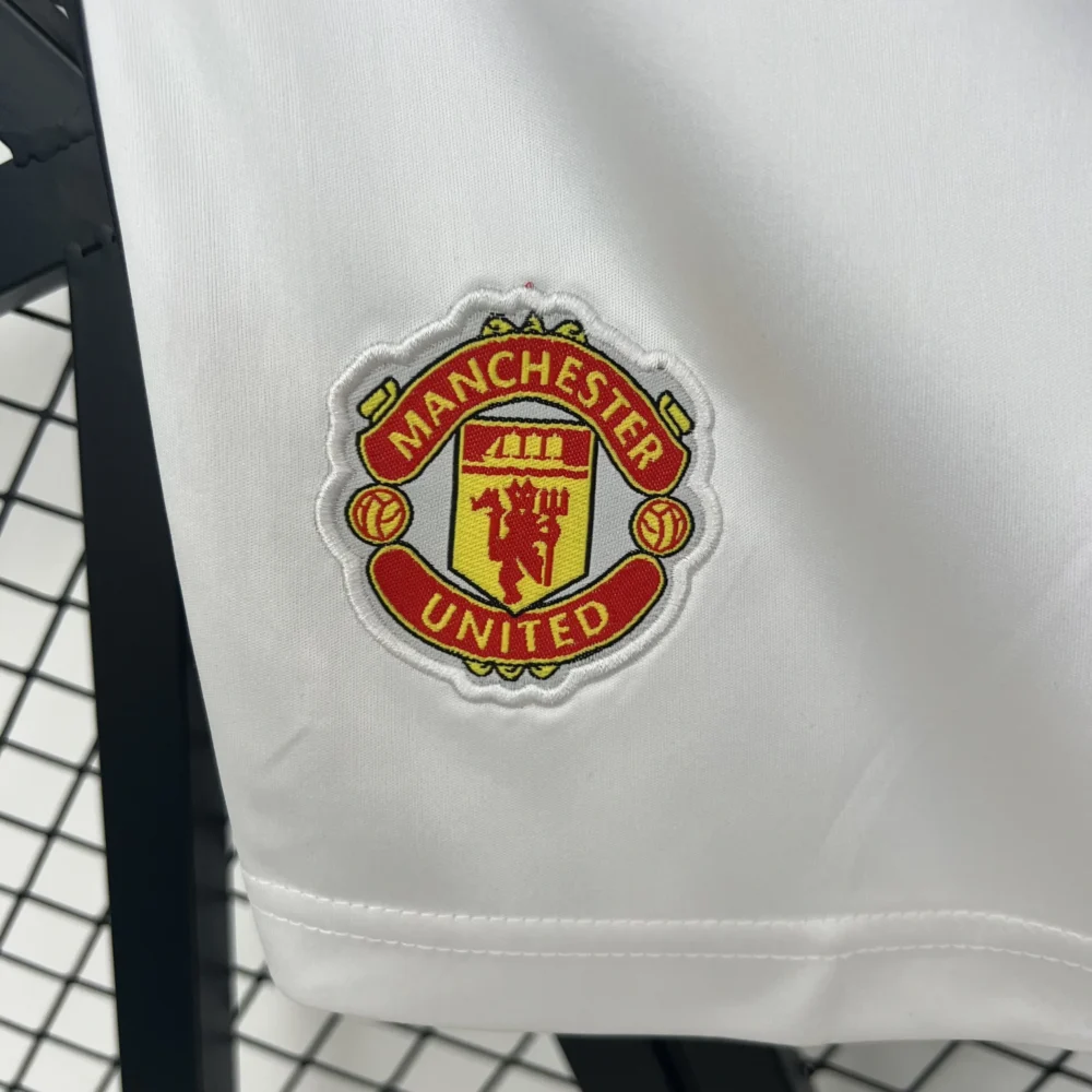 Manchester United Home Football Jersey Shorts 2025/26 - Image 4