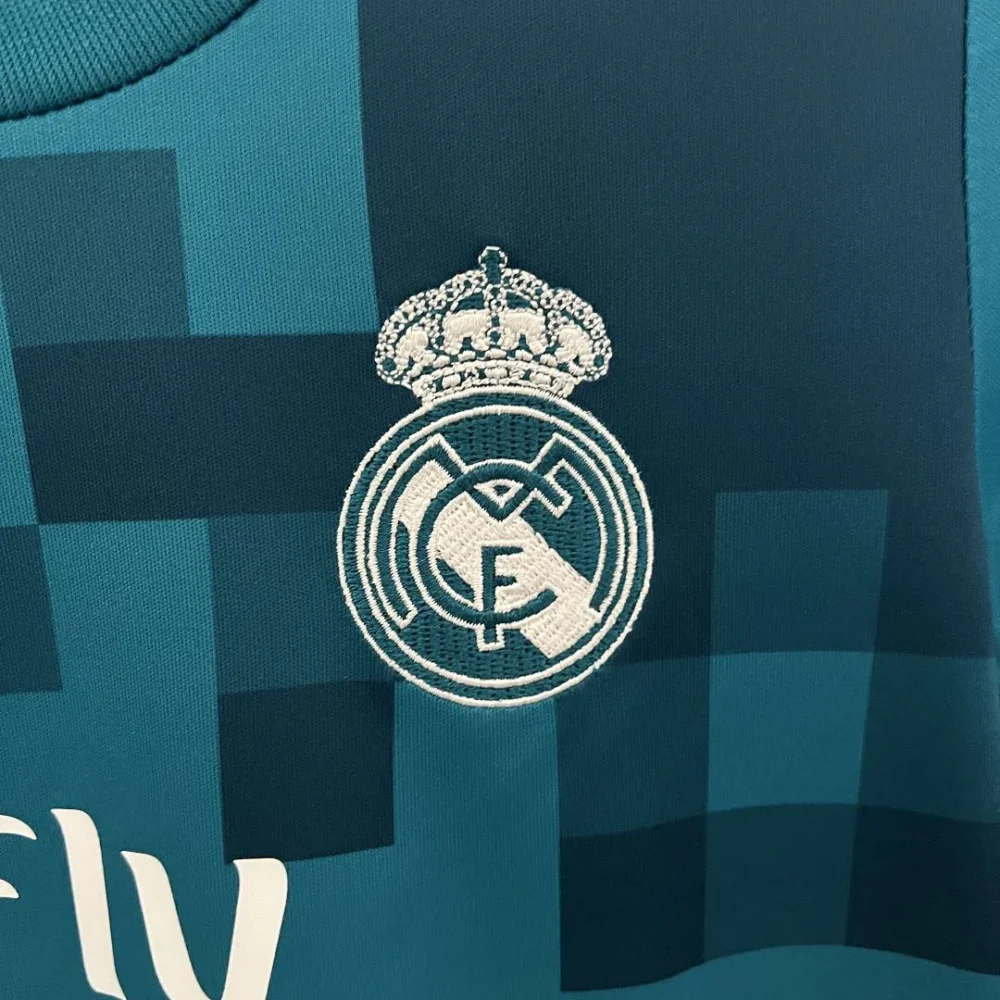Real Madrid Retro Jersey Third Away Kids Kit Jersey+Shorts 2017/18 - Image 6