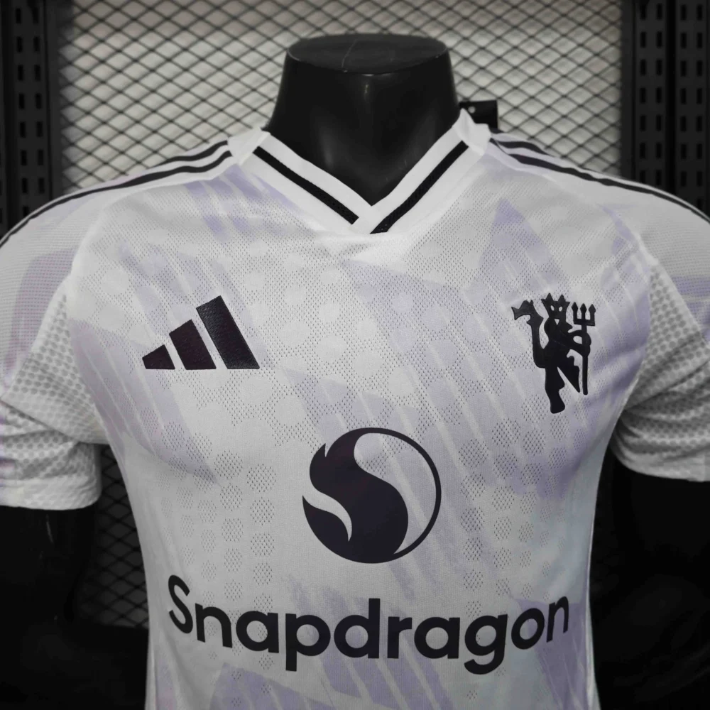 Manchester United Authentic Away Jersey Shirt 2025/26 - Image 3
