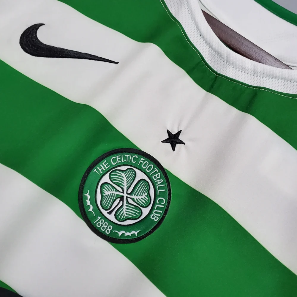 Celtic Retro Soccer Jersey Home Custom Shirt 2005/06 - Image 3