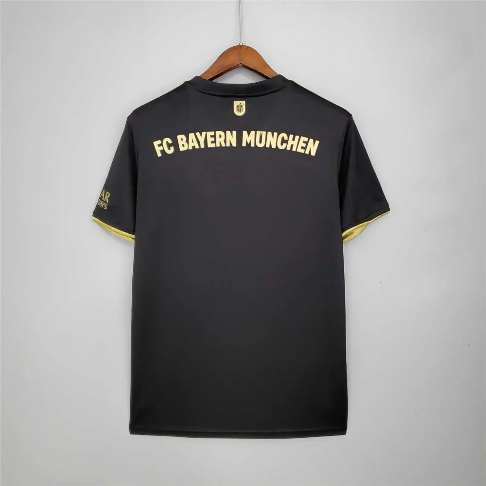 Bayern Munich Retro Jersey Away Soccer Shirt 2021/22 - Image 2