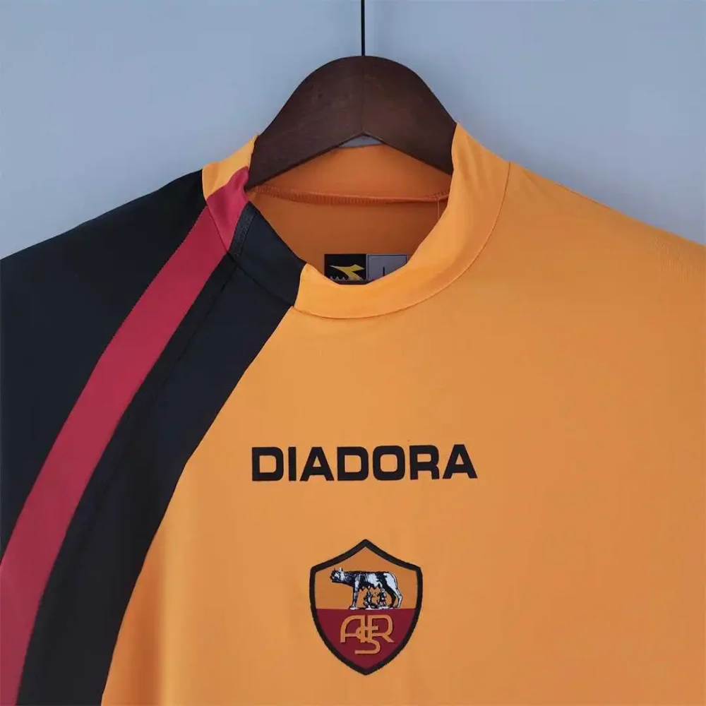 Roma Retro Soccer Jersey Home Custom Shirt 2005/06 - Image 3