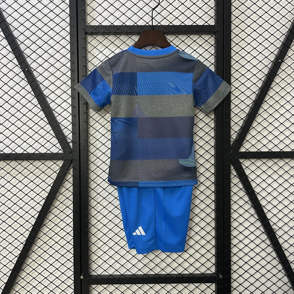 Real Madrid Soccer Jersey Training Kids Kit Jersey+Shorts 2025/26 - Image 2
