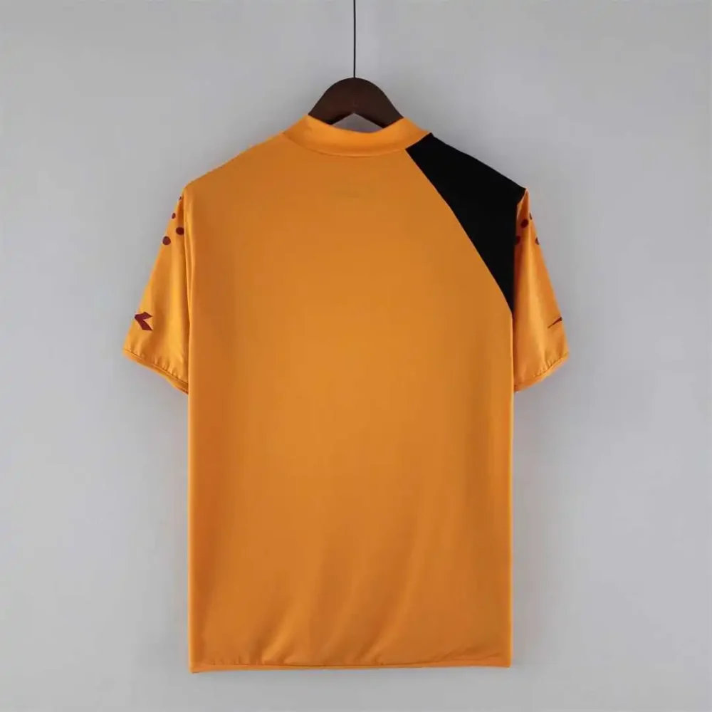 Roma Retro Soccer Jersey Home Custom Shirt 2005/06 - Image 2
