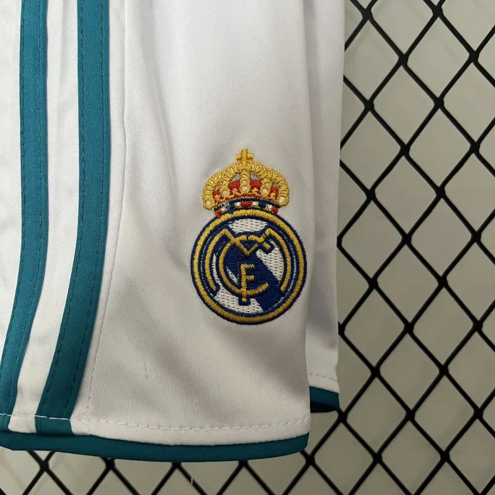 Real Madrid Retro Jersey Home Kids Kit Jersey+Shorts 2017/18 - Image 10