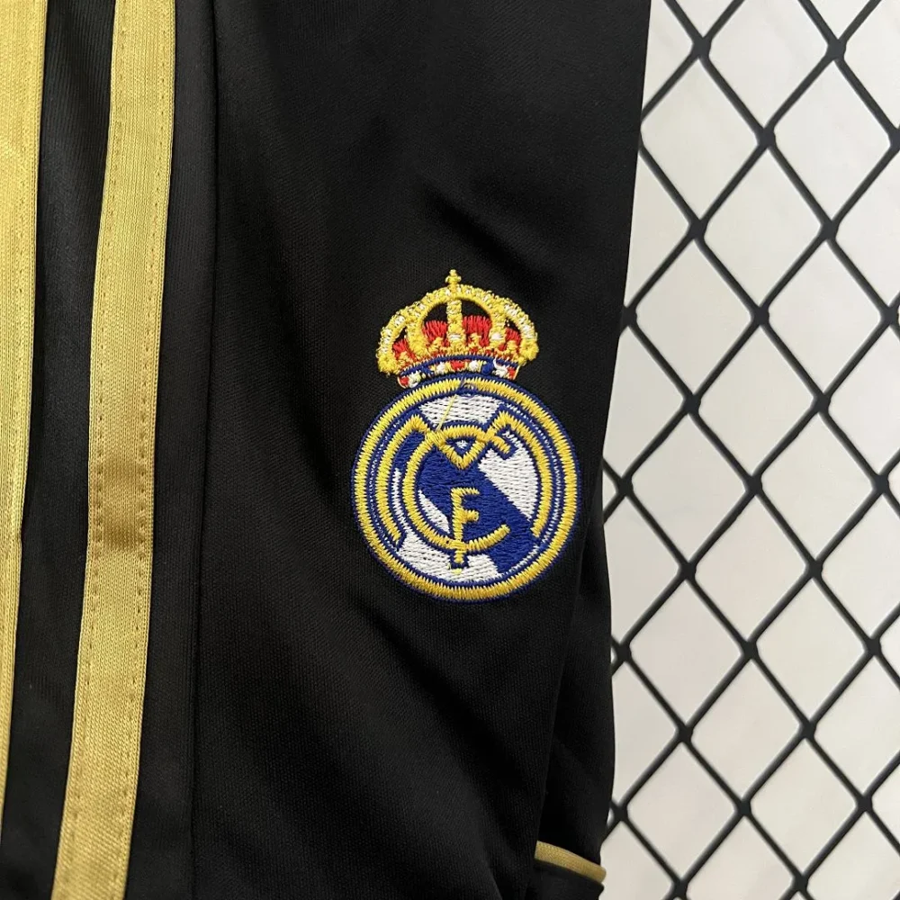 Real Madrid Retro Jersey Away Kids Kit Jersey+Shorts 2011/12 - Image 10