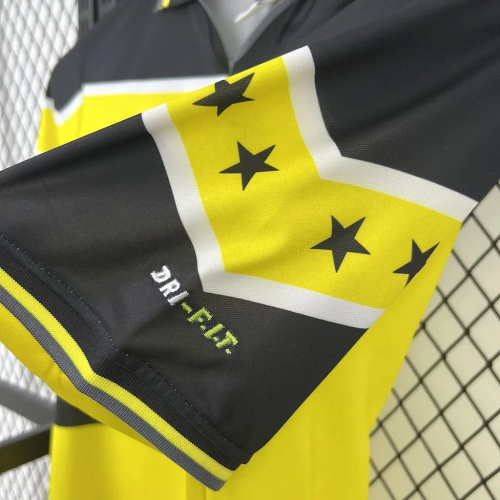 Borussia Dortmund Retro Jersey Home Soccer Shirt 1996/97 - Image 6