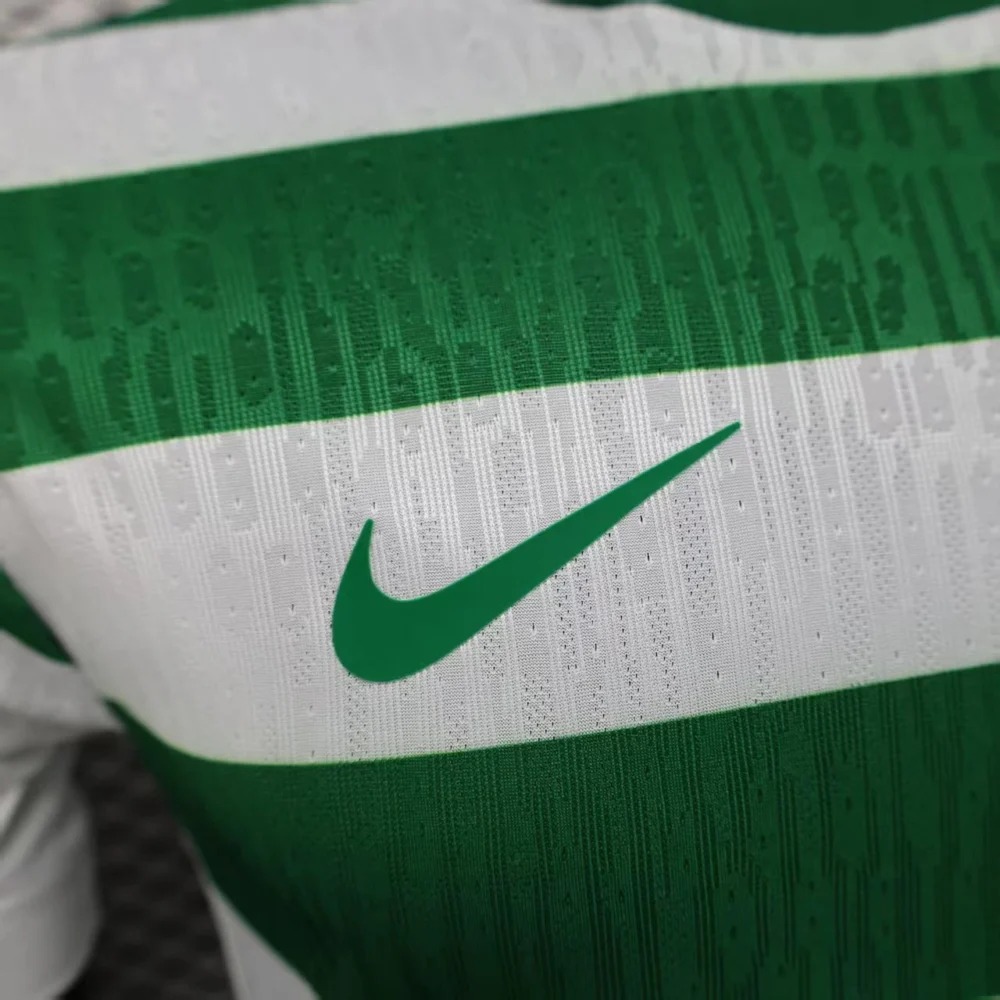 Sporting CP Authentic Soccer Jersey Home Shirt 2025/26 - Image 4