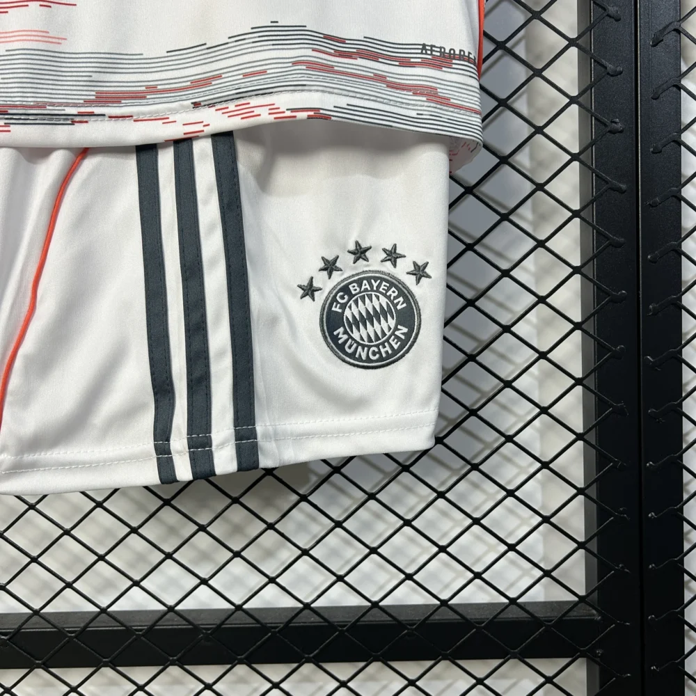 Bayern Munich Away Kids Kit Jerseys+Shorts 2025/26 - Image 9