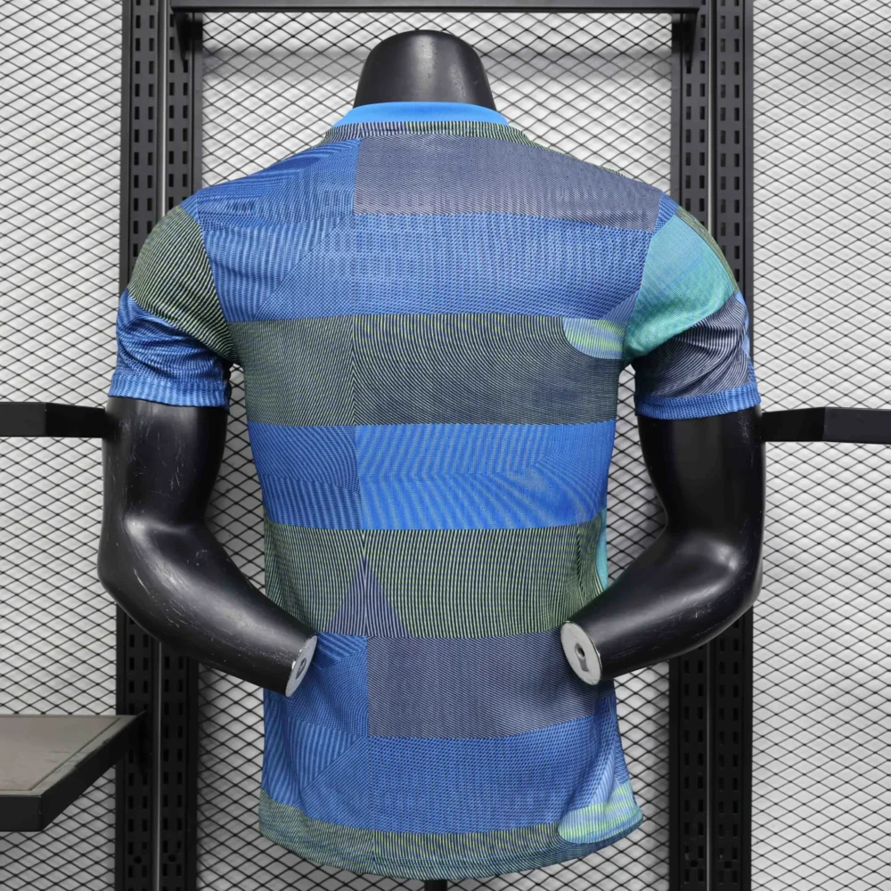 Real Madrid Authentic Soccer Jersey Training Shirt 2025/26 - Image 2