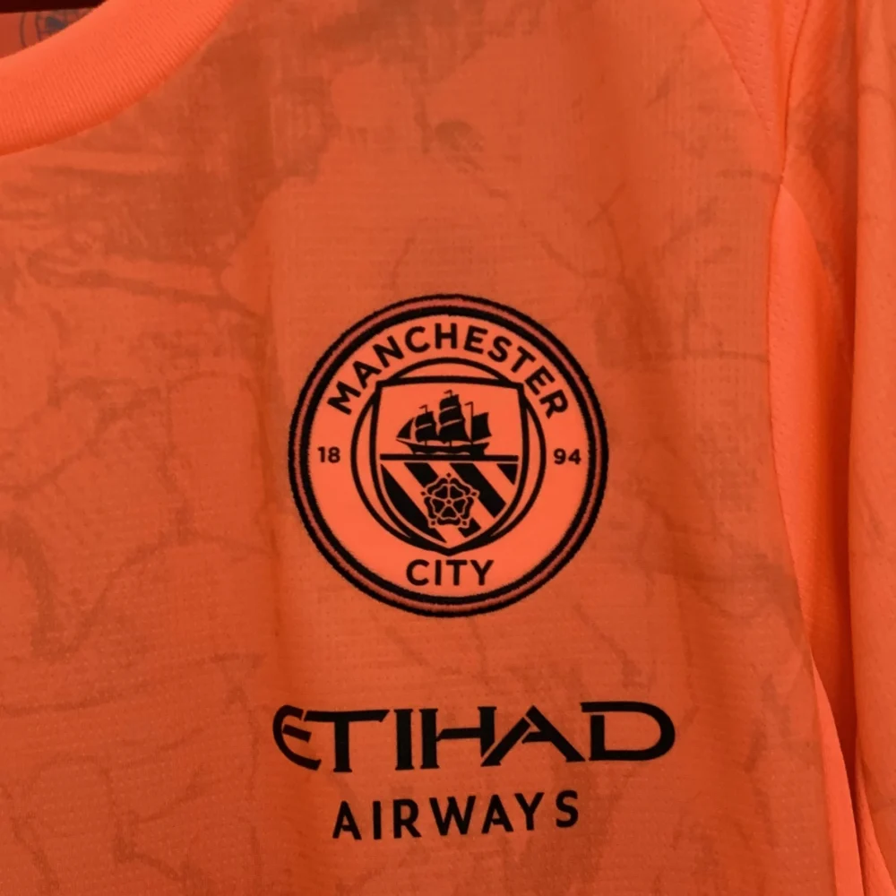 Manchester City Third Away Football Jersey Shirt 2025/26 - Image 4