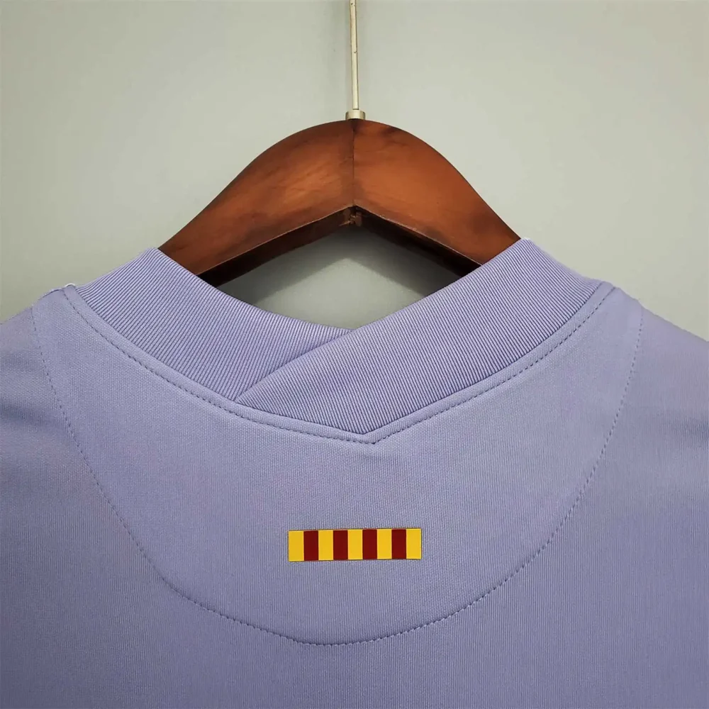 Barcelona Retro Jersey Away Soccer Shirt 2021/22 - Image 9