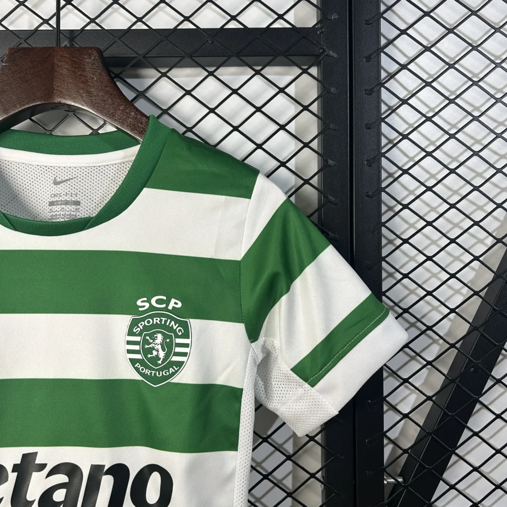 Sporting CP Soccer Jersey Home Kids Kit Jersey+Shorts 2025/26 - Image 3