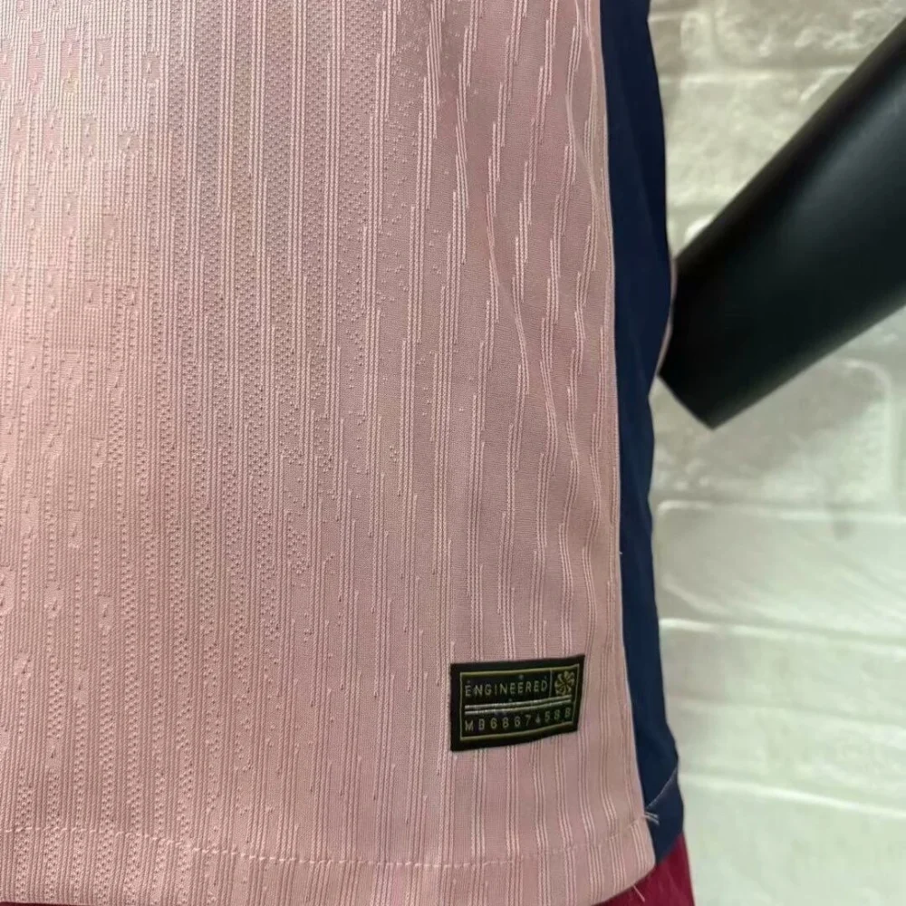 Authentic Soccer Jersey Barcelona Third Away Pink Shirt 2025/26 - Image 7