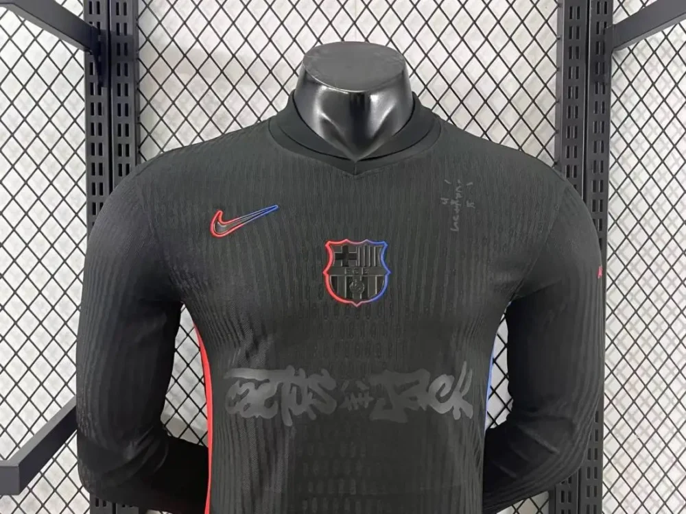 Authentic Soccer Jersey Barcelona Away x Travis Scott Long Sleeve Shirt 2024/25 - Image 3