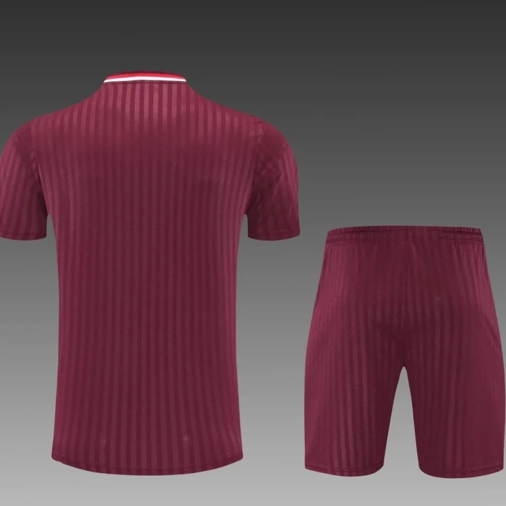 Bayern Munich Training Jersey Kit Red 2025/26 - Image 2