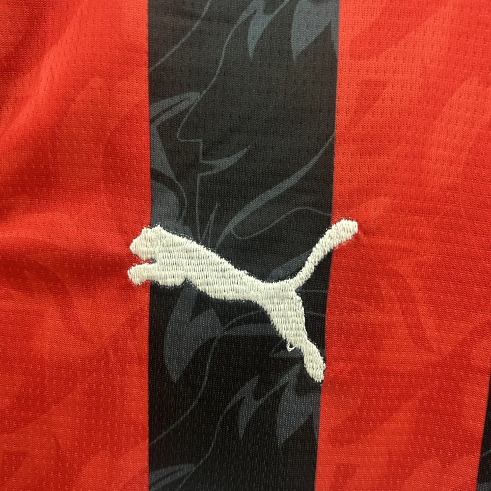 AC Milan Soccer Jersey Home Kids Kit Jersey+Shorts 2025/26 - Image 4