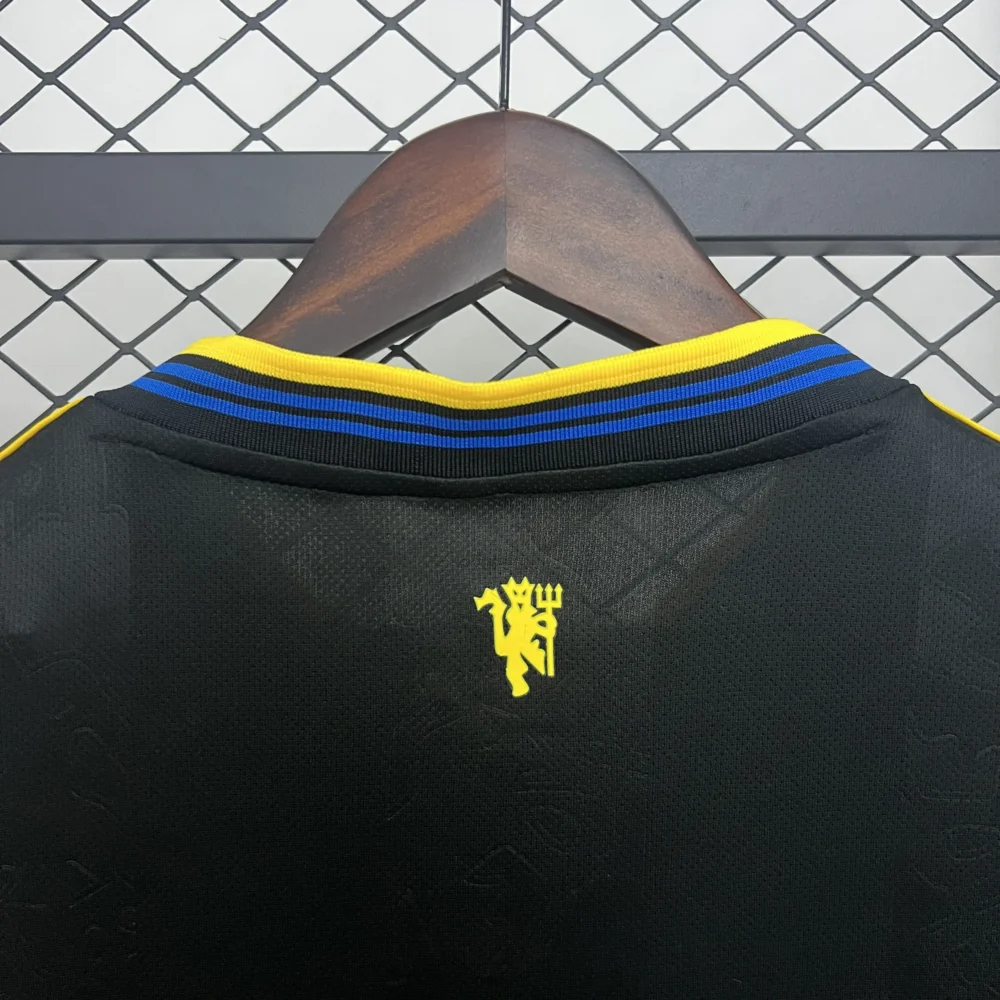 Manchester United Third Away Football Jersey Shirt 2025/26 - Image 8