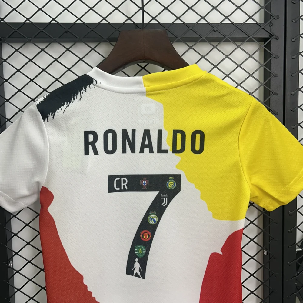 Cristiano Ronaldo Commemorative Edition Kids Kit Jersey+Shorts 2025/26 - All Club Mix - Image 5