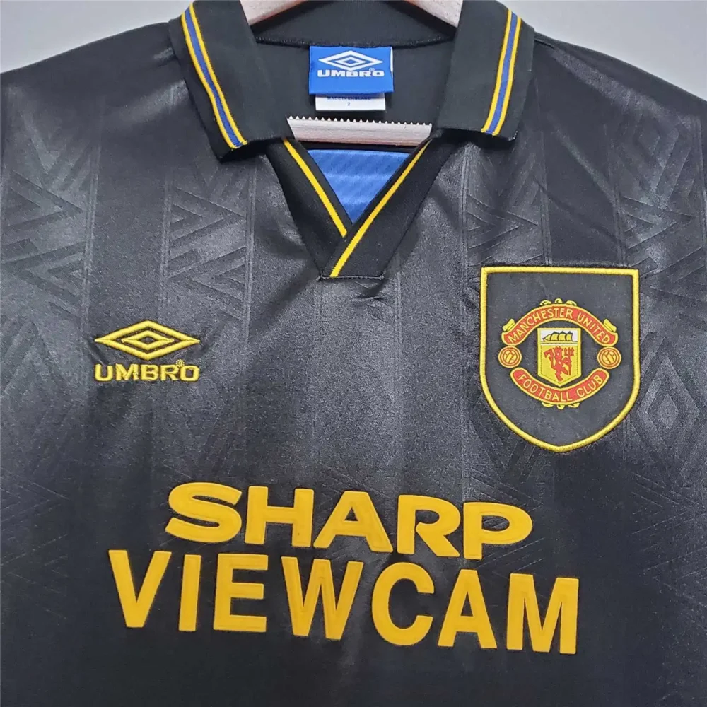 Manchester United Retro Away Football Jersey Shirt 1993/94 - Image 3