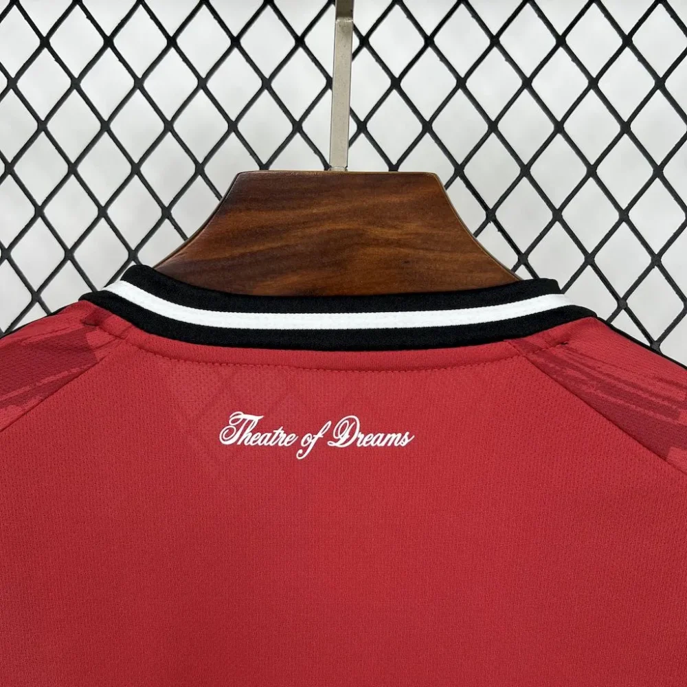 Manchester United Home Football Jersey Shirt 2025/26 - Image 7
