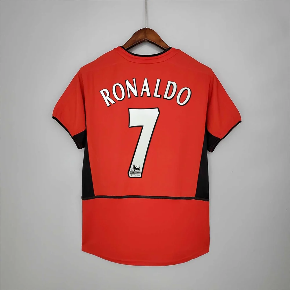 Manchester United Retro Home Football Jersey Shirt 2002/04 - Image 10
