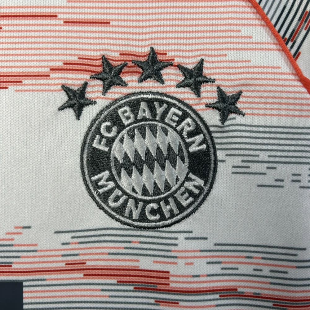 Bayern Munich Away Kids Kit Jerseys+Shorts 2025/26 - Image 5