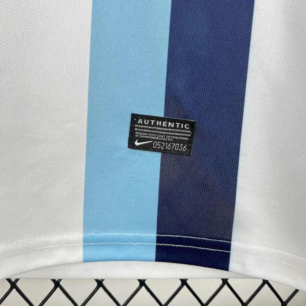 Manchester City Retro Third Away Football Jersey Shirt 2013/14 - Image 6