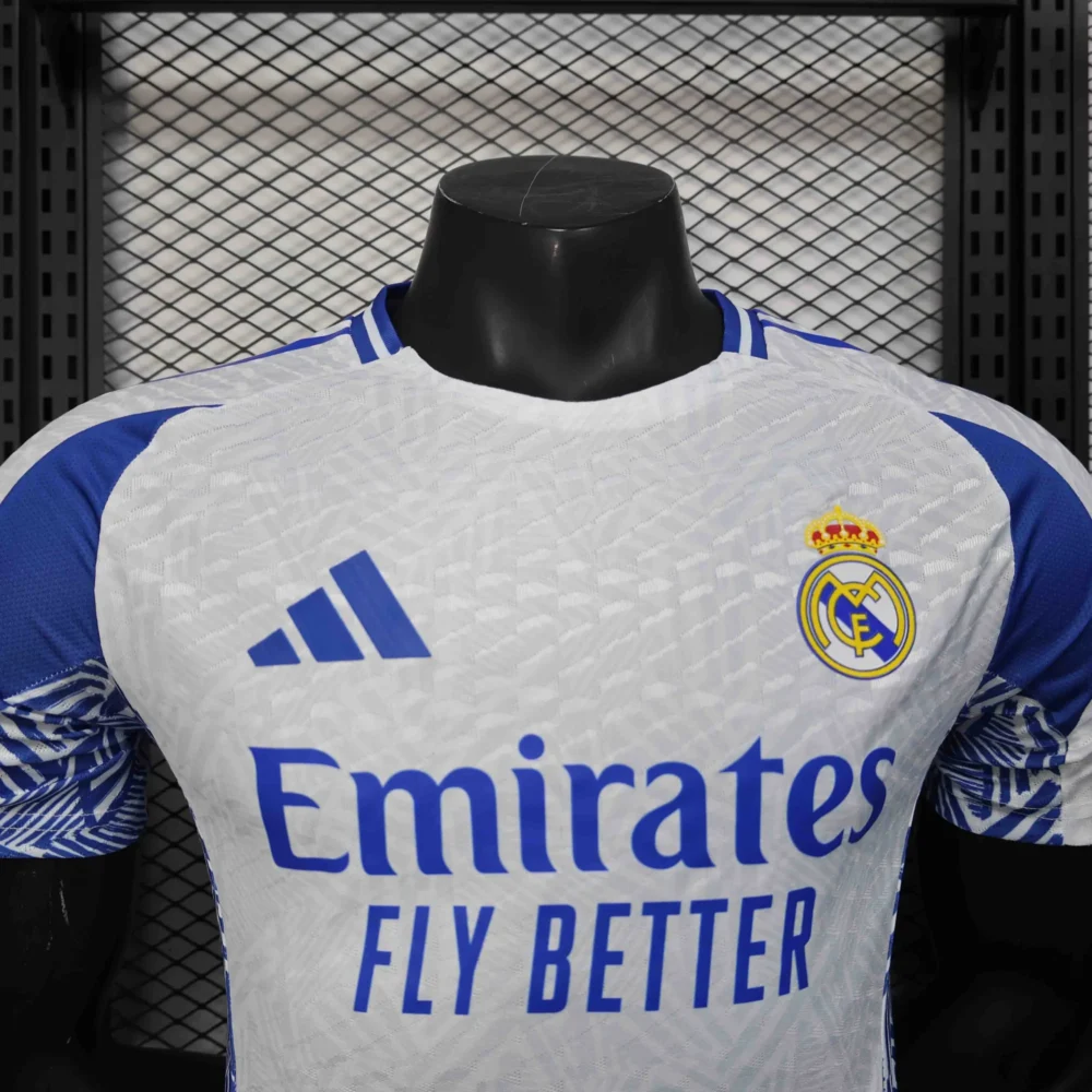 Real Madrid Authentic Soccer Jersey Training Shirt 2025/26 - Image 3