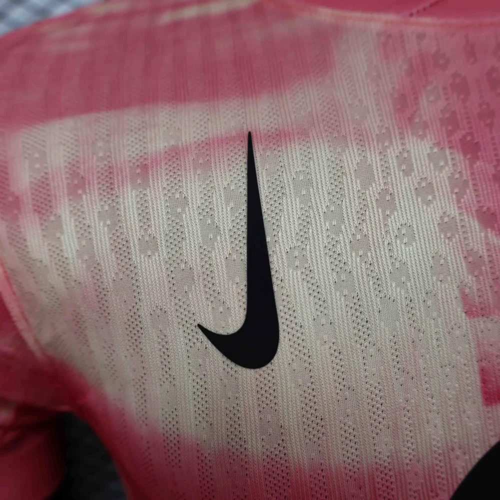 Authentic Football Jersey Barcelona Pink Special Edition Shirt 2025/26 - Image 4