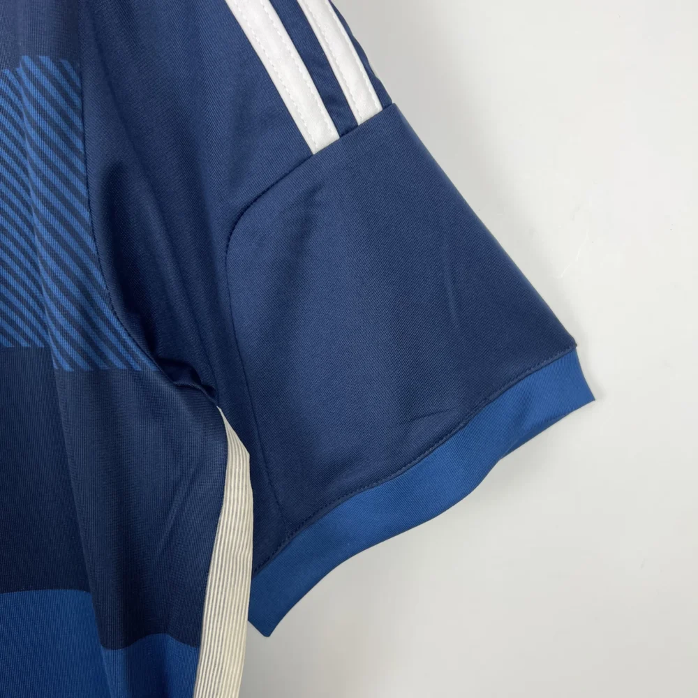 Messi #10 Argentina Retro Jersey Away Football Jersey 2014 - Image 8