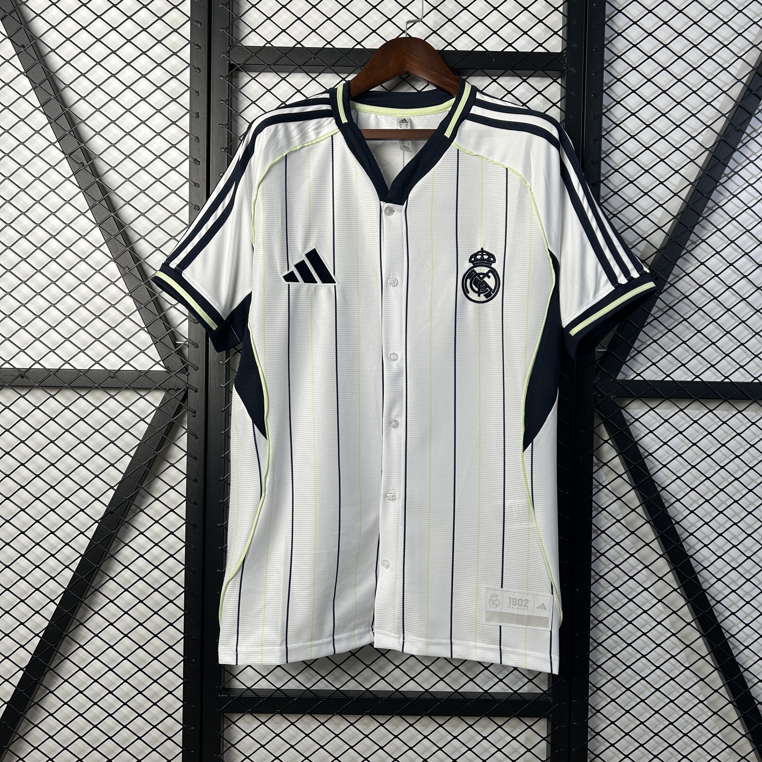 25/26Real Madrid Baseball Jersey