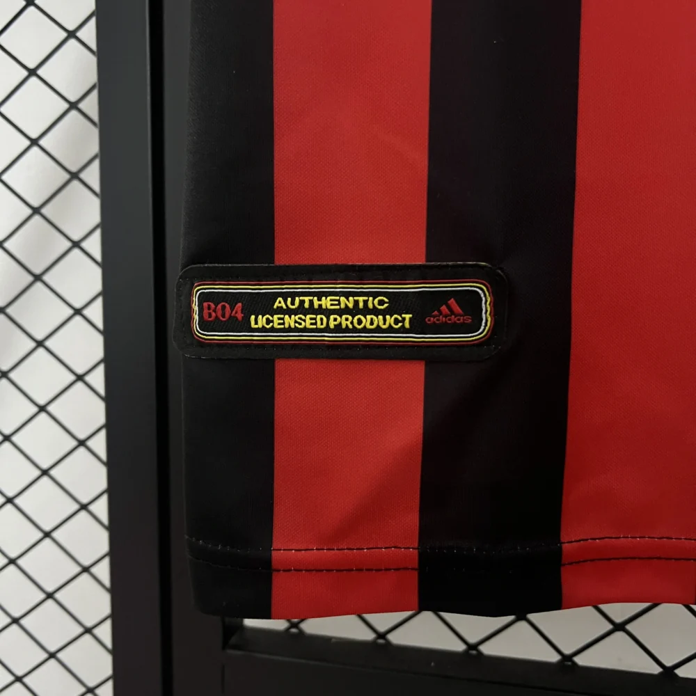Bayer 04 Leverkusen Retro Soccer Jersey Home Custom Shirt 2001/02 - Image 7