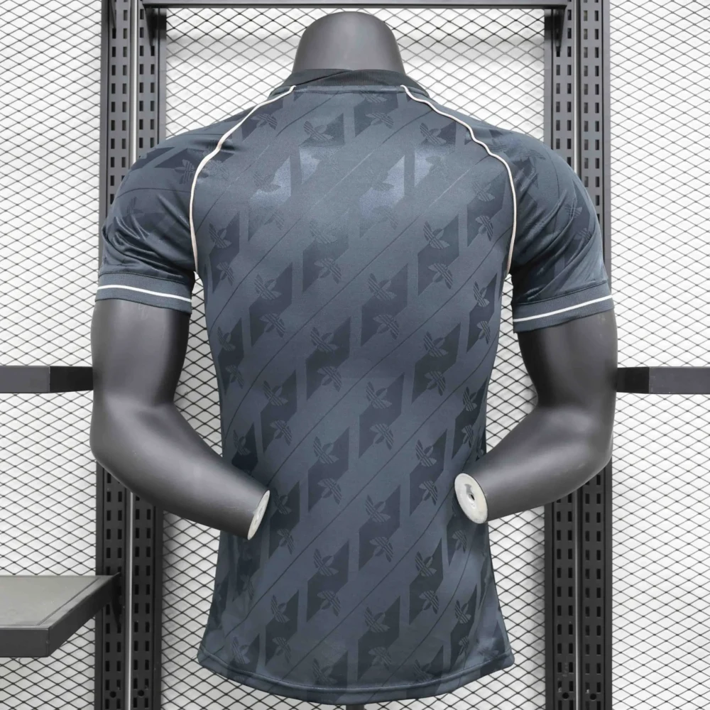 Real Madrid Authentic Soccer Jersey Retro Style Special Edition Shirt 2024/25 - Image 2