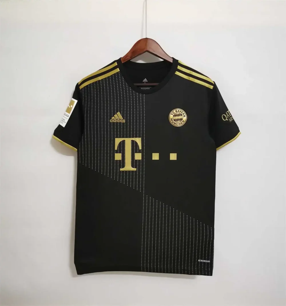 Bayern Munich Retro Jersey Away Soccer Shirt 2021/22 - Image 3