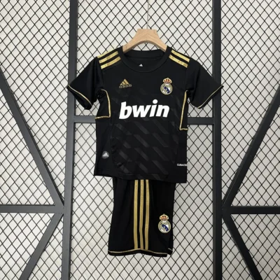 Real Madrid Retro Jersey Away Kids Kit Jersey+Shorts 2011/12