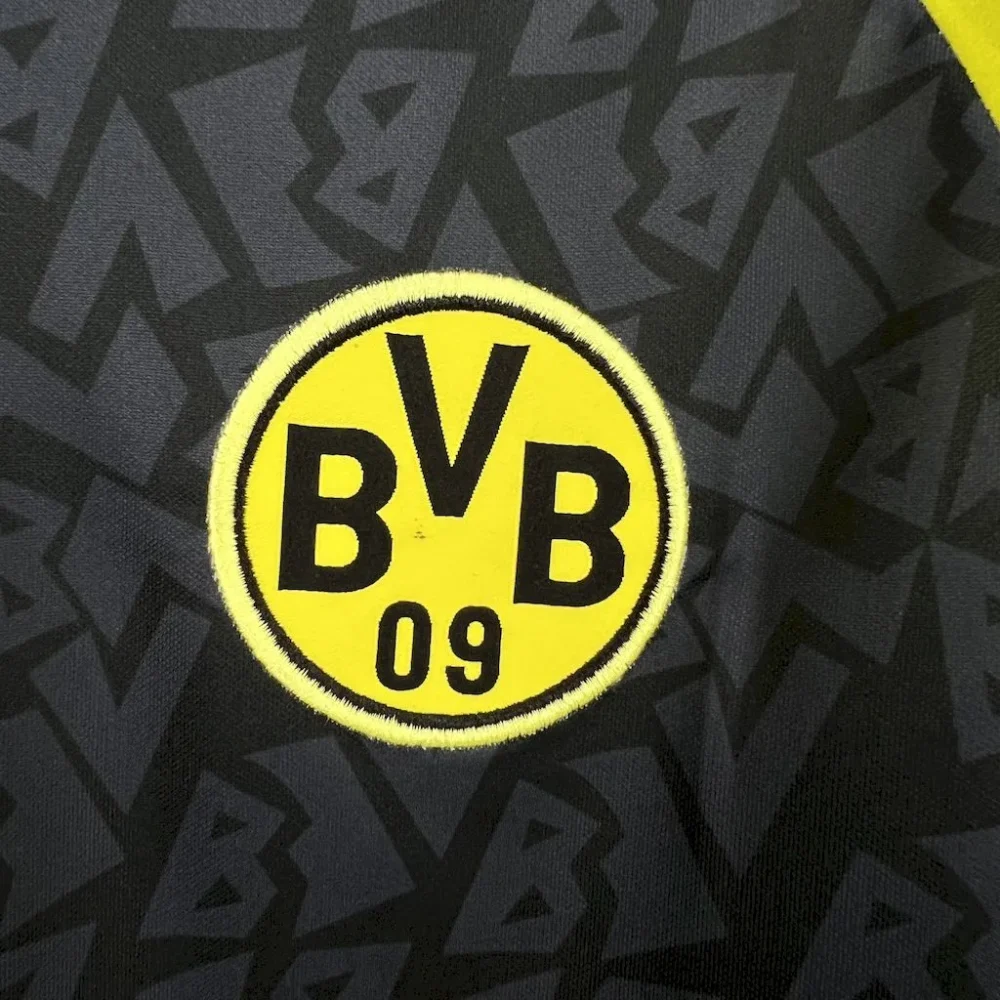 Borussia Dortmund Retro Jersey Away Soccer Shirt 1995/96 - Image 4