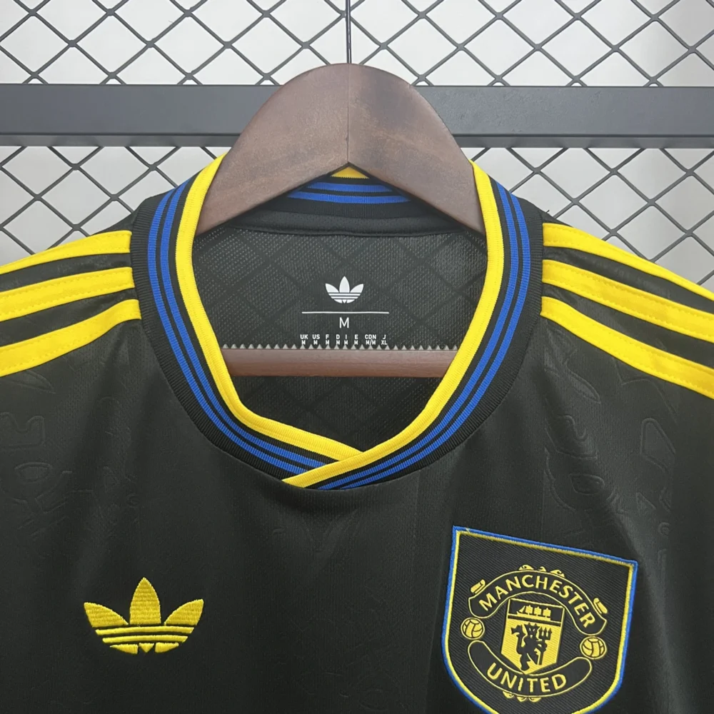 Manchester United Third Away Football Jersey Shirt 2025/26 - Image 3