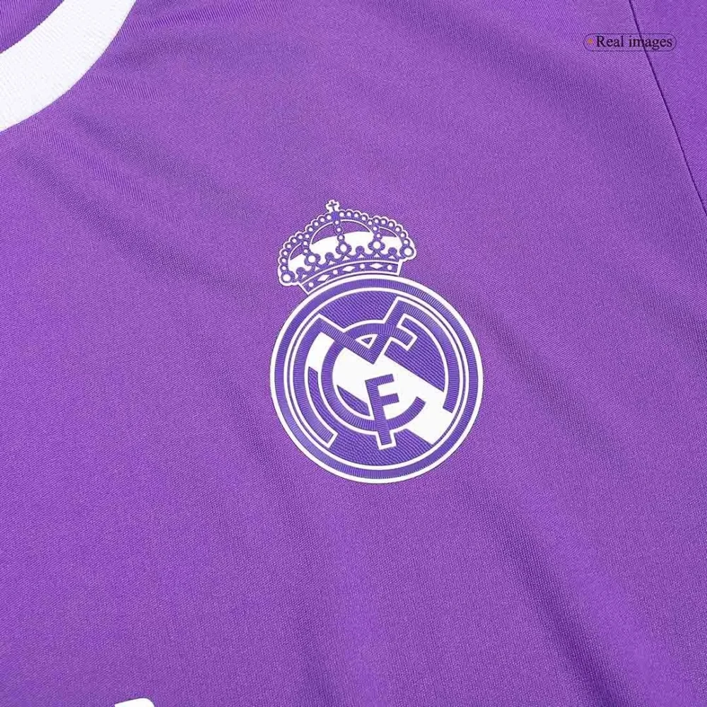 Real Madrid Retro Jersey Away Soccer Shirt Long Sleeve 2016/17 - Image 8
