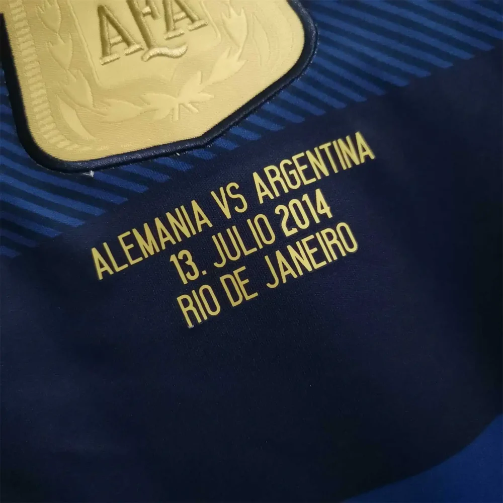 Messi #10 Argentina Retro Jersey Away Football Jersey 2014 - Image 6